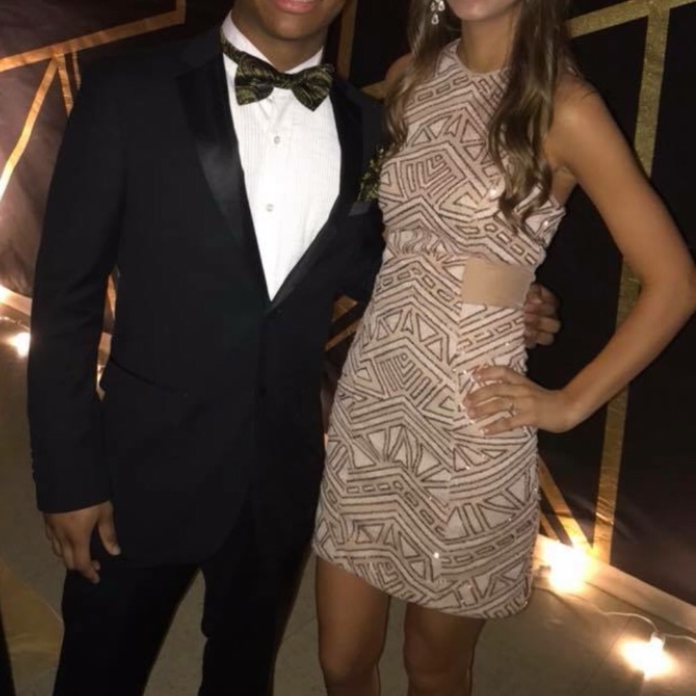 Short formal dress